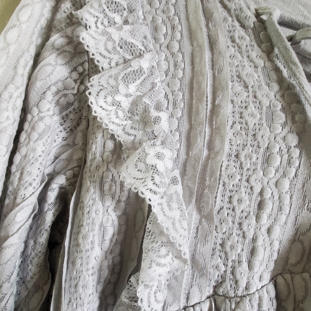 POL Run Down grey mini dress. Boho. Sz med. Lace vneck - Picture 6 of 14